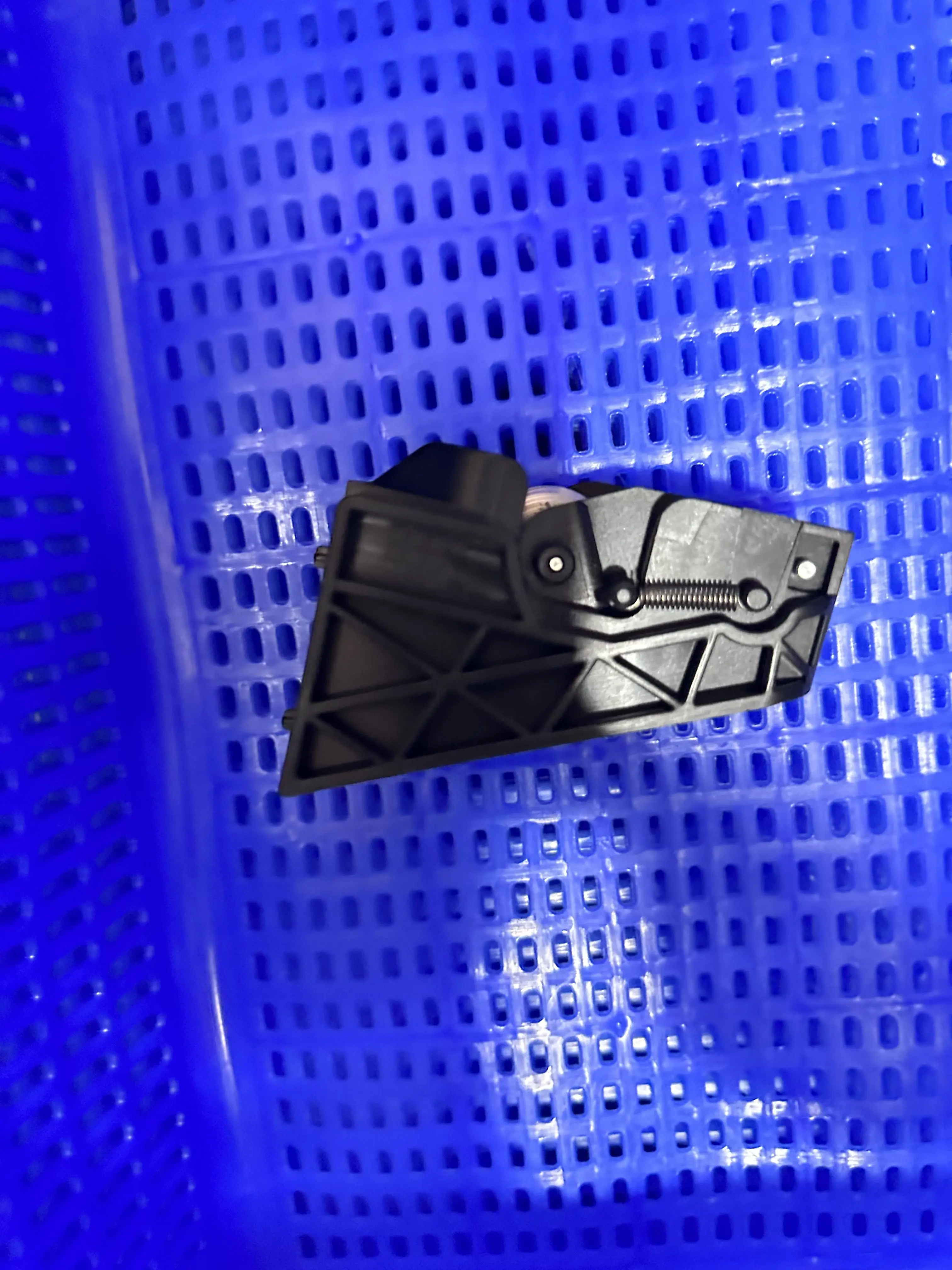 

1 шт. для HP DesignJet T770 T790 T1200 T1300 T2300 CH538-67019 CN727-67023 детали плоттера в сборе с резаком