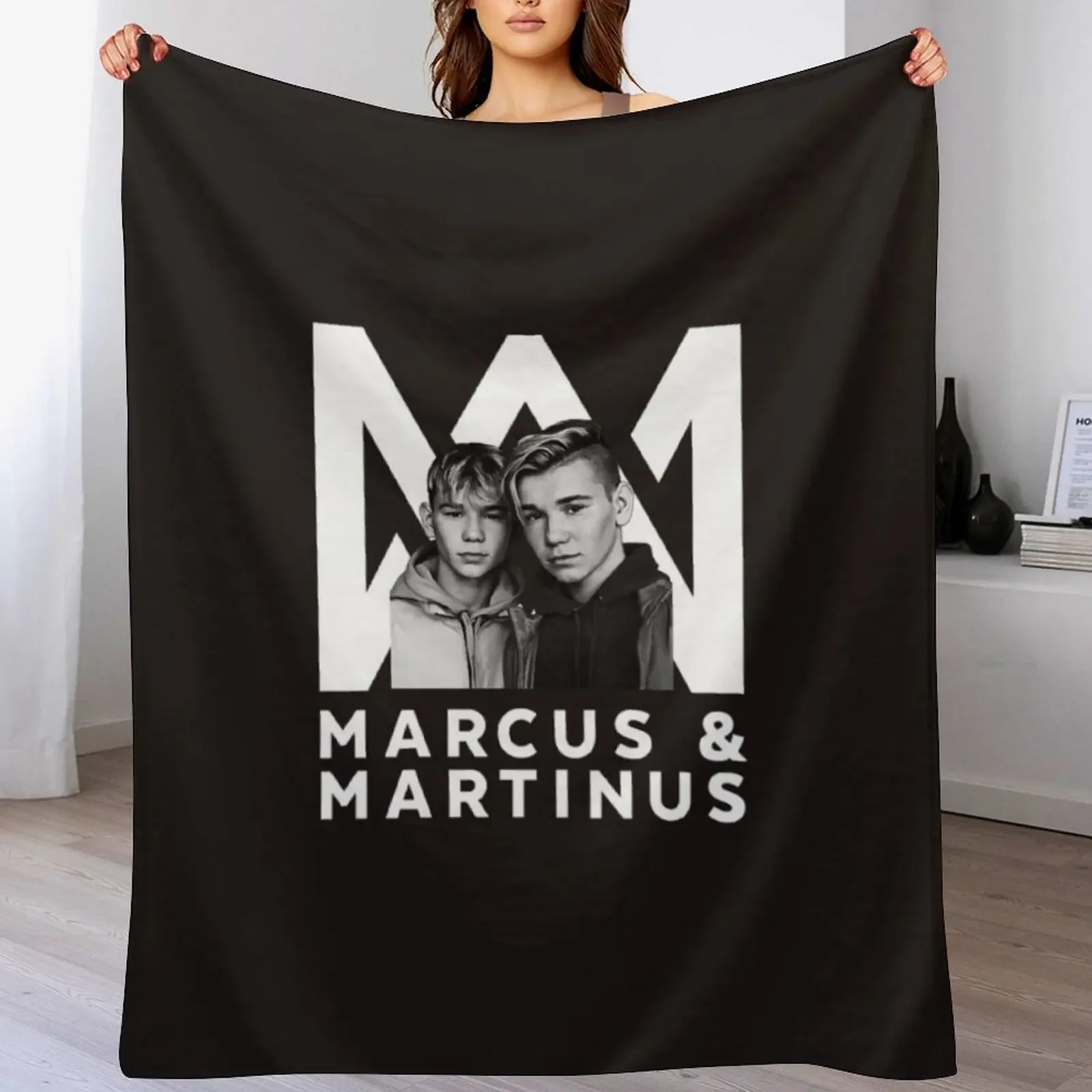Marcus Martinus logo Throw Blanket Soft Warm Blanket Gift for Grandparents