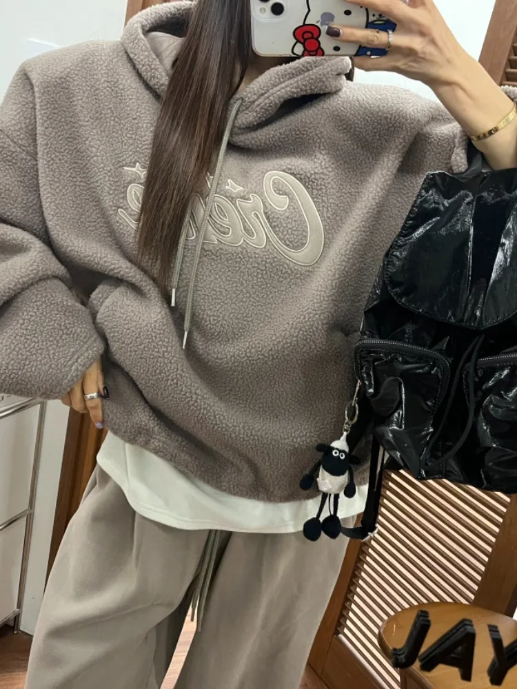 مكافحة الشيخوخة المطرزة رسالة Dstring Plu فضفاض العلوي كشكش Fce البلوز الكورية Sle المرأة ربيع الخريف الشتاء