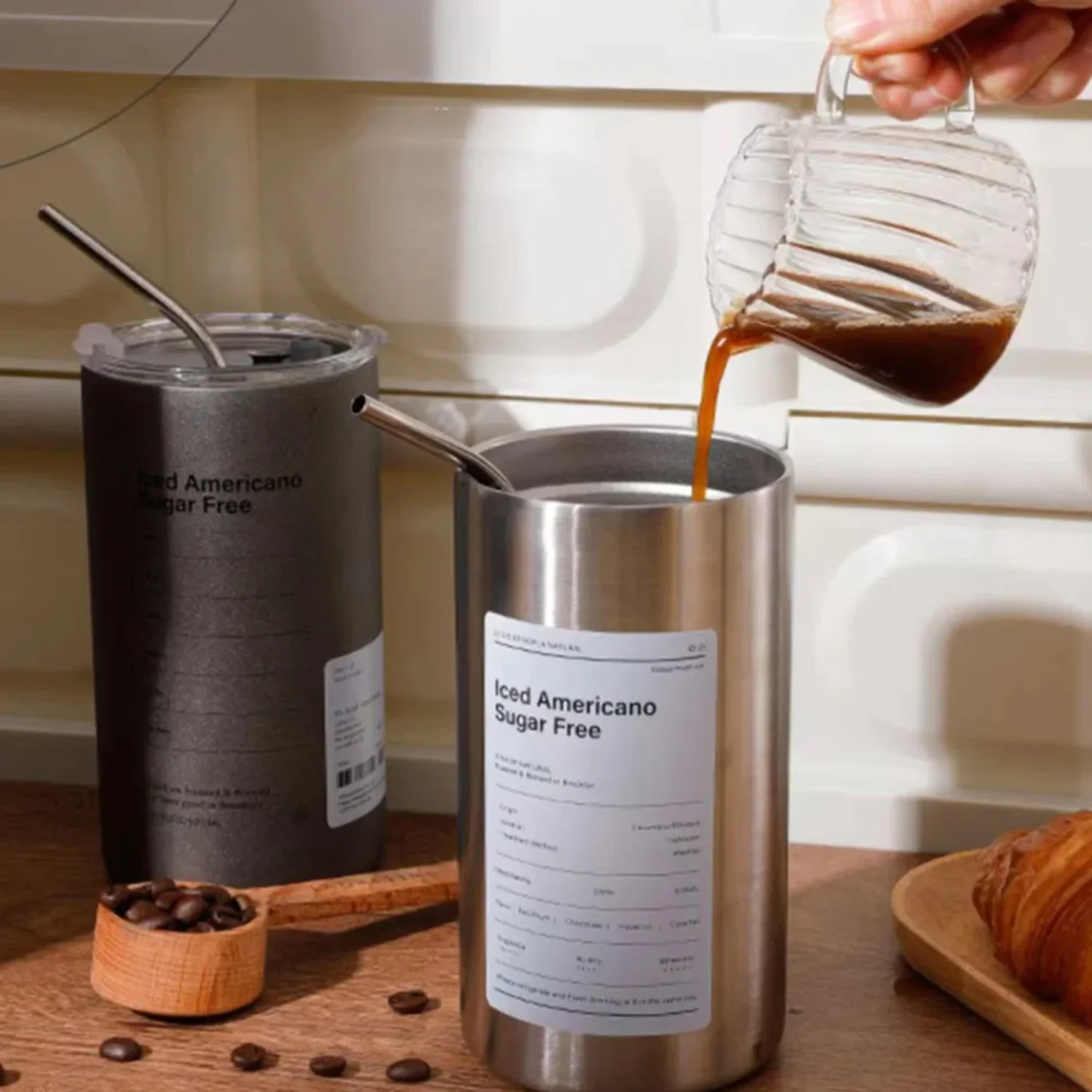 

360ML/600ML Coffee Cup Stainless Steel Ice American Coffee Mug Water Bottle Double -layer Cooler Straw Cup With Lid