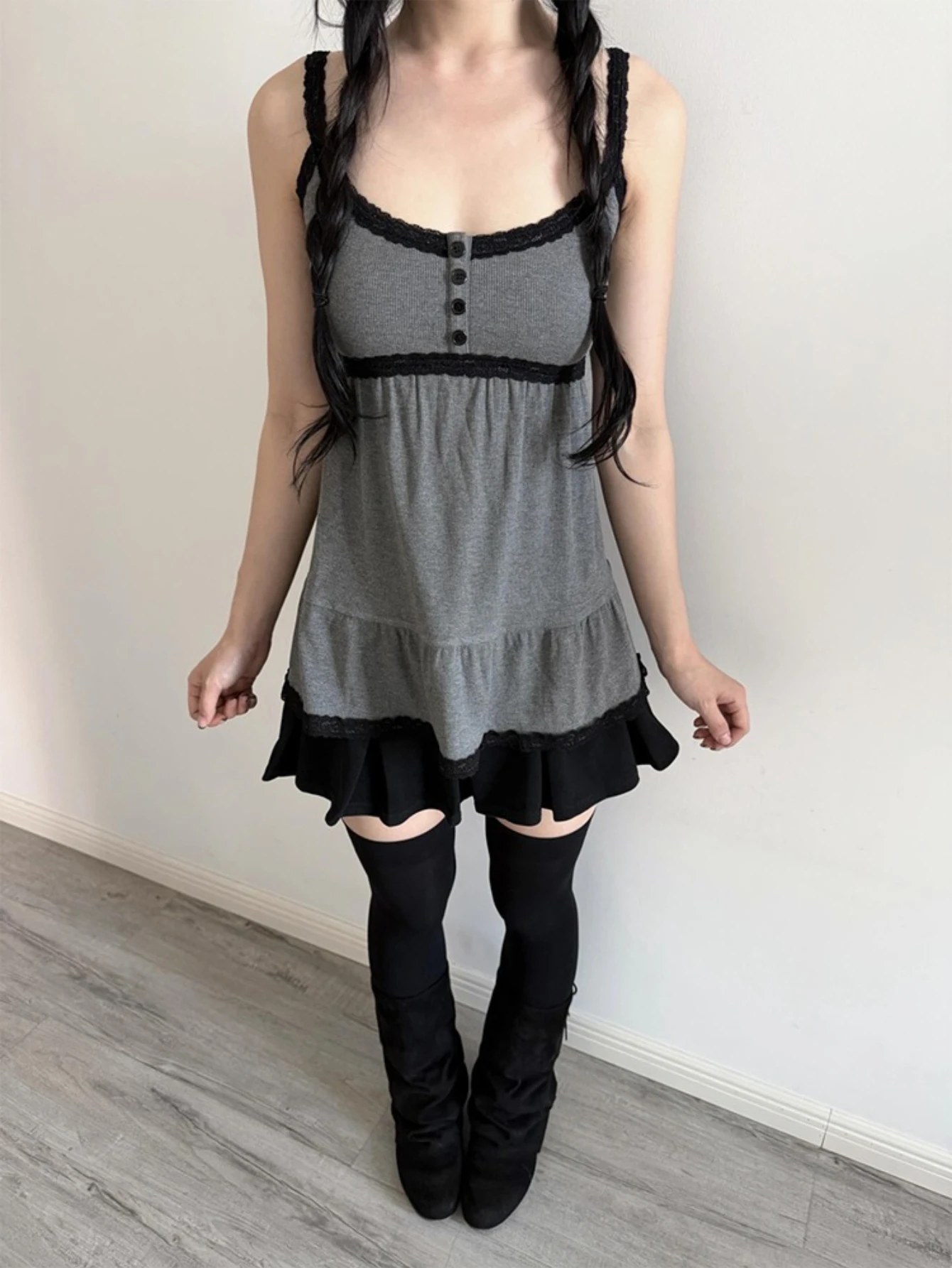 Damen Sommer Tank Top Ästhetisches Grafik-Print E-Girl Ärmelloses Camisole Top Y2K Ästhetisches Shirt 2000er Jahre Goth Camis Alt Kleidung – Detail 2