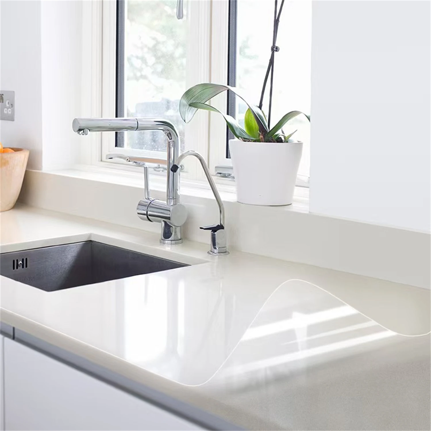 

Защитная пленка для стен, устойчивая к царапинам, защита от грязи, не повреждает стену, прозрачная электростатическая защитная наклейка для дома