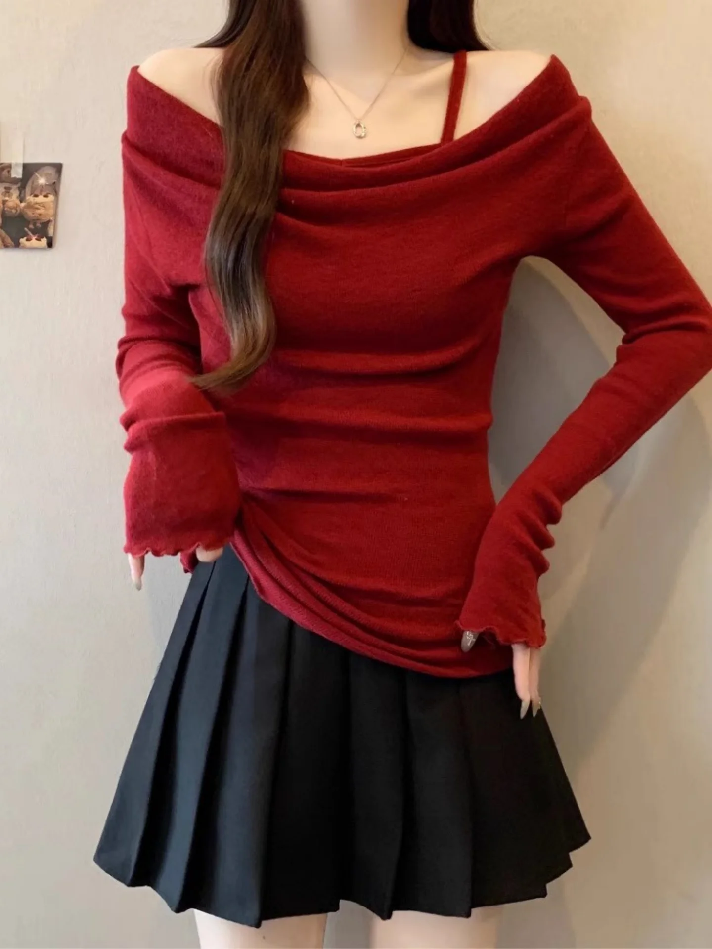 

Red oulder-Bared Long Sve Sweater Women's Faionable Slim Fit Beautiful Top Commute Sle Autumn Season Online Exclusive