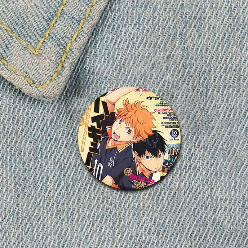 Haikyuu!! Spille smaltate Tobio Kageyama Shoyo Hinata Spilla Collezione di fan Distintivi da bavero Uomo Donna Gioielli di moda Decor Regali