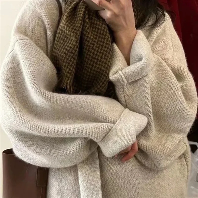 Lazy Style Mid Length Knee Length Knitted Cardigan Sweater for Autumn and Winter Loose and Niche Design Coat Feeling Soft Jacket