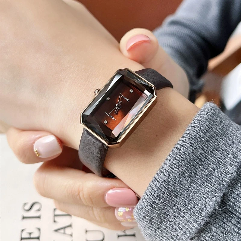 Luxury Diamond Inlaid Elegant Cut Women Watch Rectangular Simple Design Quartz Movement Ladies Leather Band Classic Wristwatch