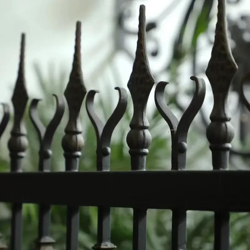 Factory Supplier Powder Coated Black Metal Security Fence with Wrought Iron Fence Post Caps for Garden Decor