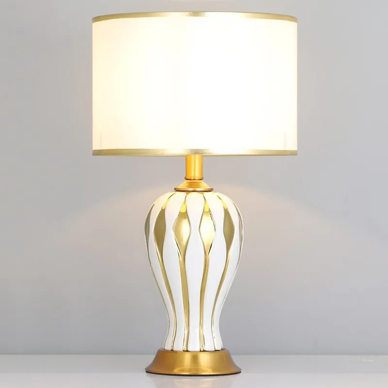

American rural ceramic table lamp study bedroom retro decoration bedside creative model room home table lamp decoration