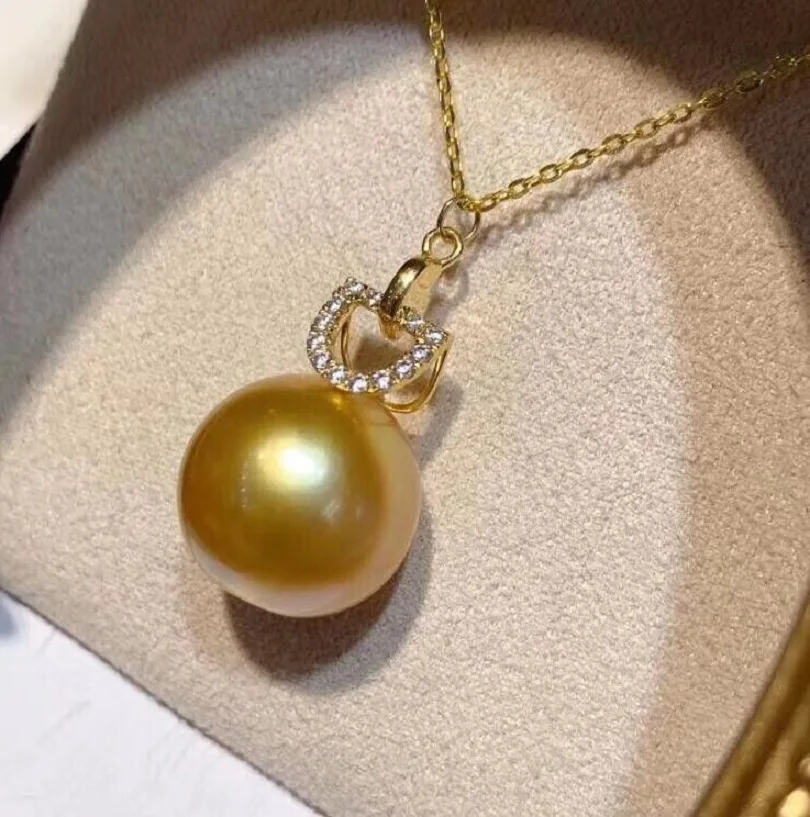 Large AAAA 11-12mm South China Sea Round Gold Pearl Pendant Necklace 18 