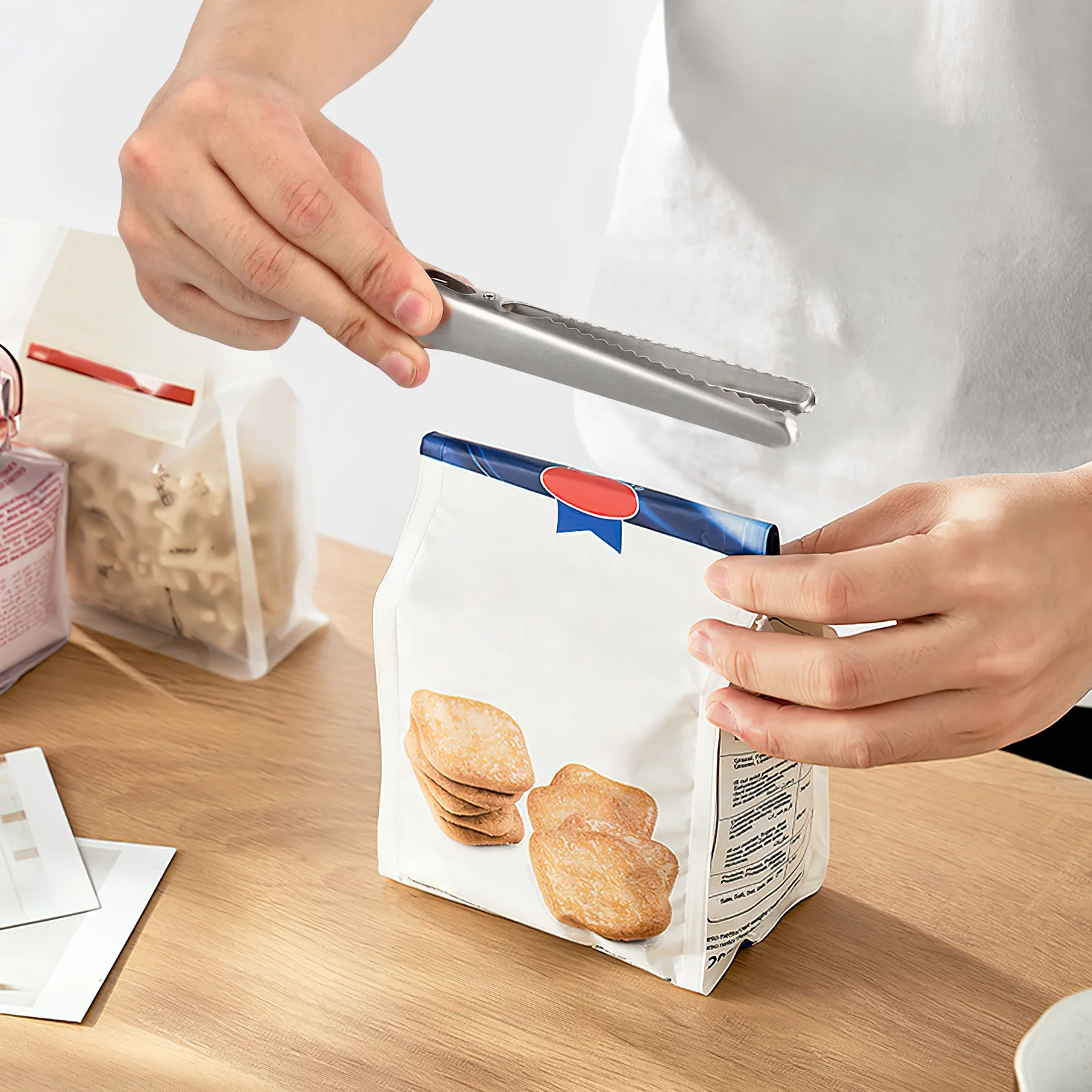 

6pcs Stainless Sealer Clips Kitchen Clamp Healthy Kitchen Fridge Clamp Food Sealing Clip Storage Box Tool