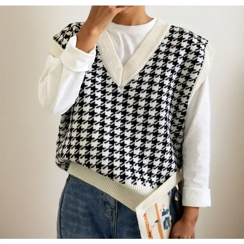 Autumn Houndstooth Loose Knitted Vest Sweater Winter Spring V-Neck Sleeveless Thick Casual Female Waistcoat Tops Jumper Elegant