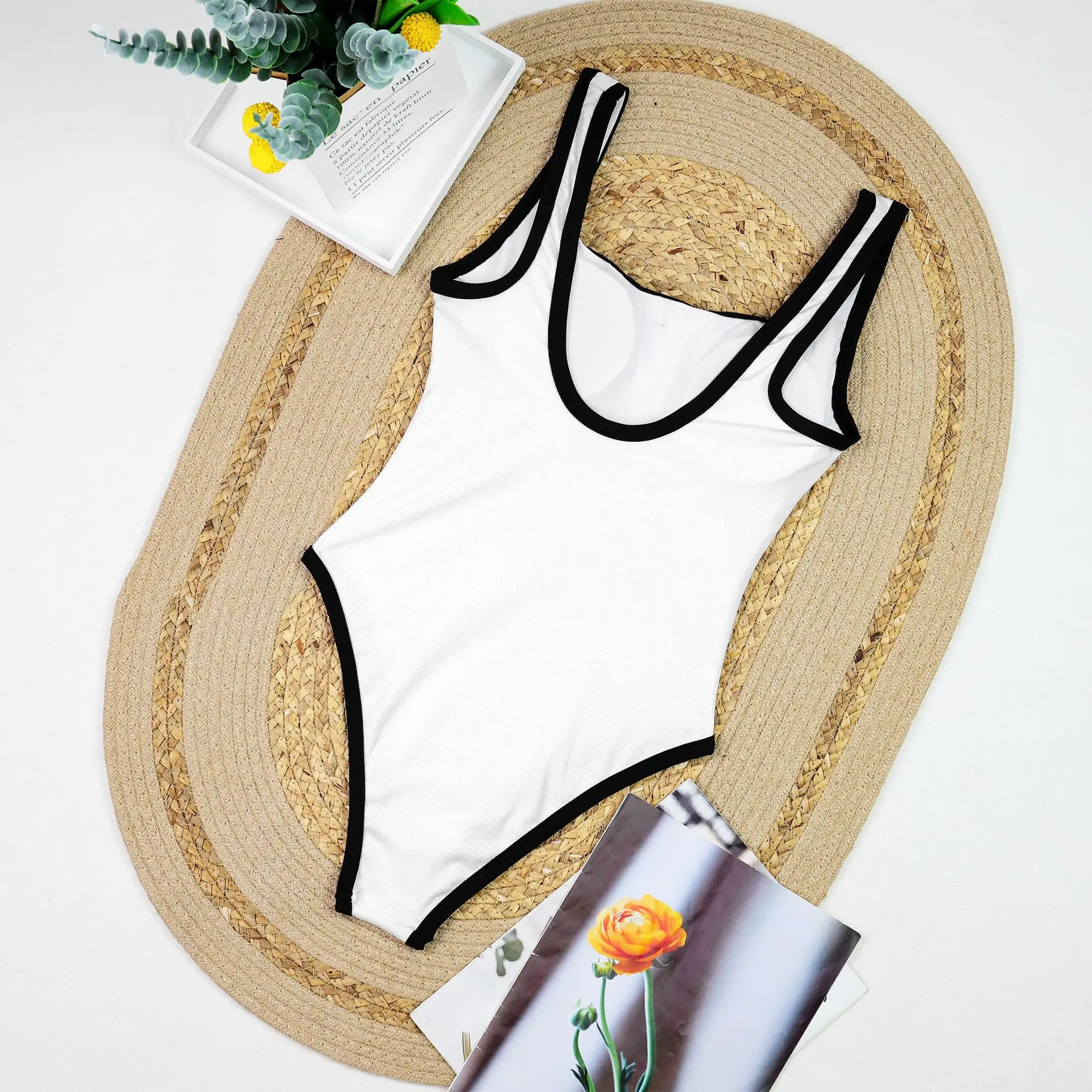 2025 Vintage One Pieceชุดว่ายน้ําRetroชุดว่ายน้ําสตรีชุดว่ายน้ําBandeauชุดว่ายน้ําBeachwearชุดชุดว่ายน้ําหญิง