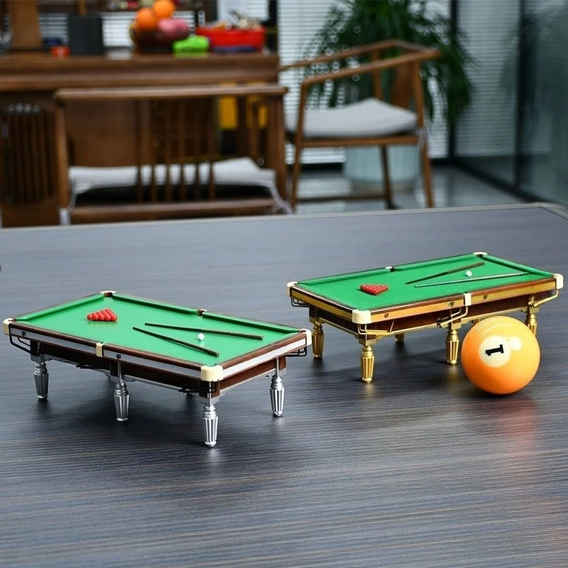 Modello di tavolo da biliardo 3D appena lanciato, modello di tavolo da biliardo di simulazione in scala 1:14, giocattolo da tavolo da biliardo decorativo TP-M901