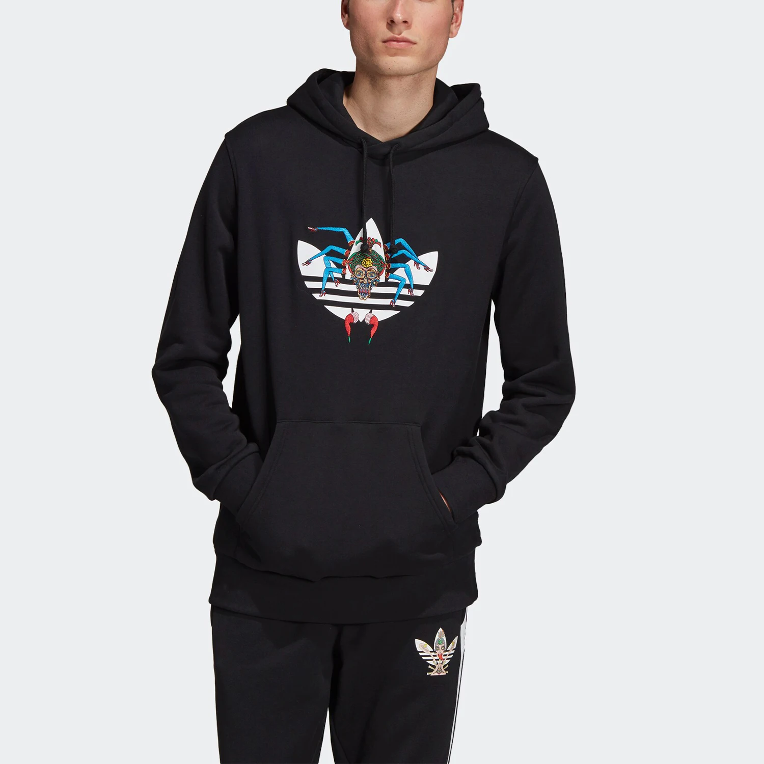 

Оригинальная мужская толстовка с капюшоном Adidas TANAAMI co branded clover DY6691
