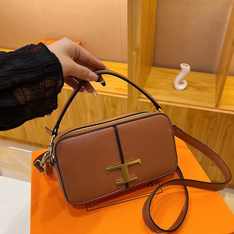 

Chic​ Trendy 2025 Small Square Bag, Chain Strap Shoulder Bag for Women, Versatile Soft Leather​ Crossbody Purse for Day To Night