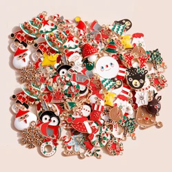 10/20pcs Random Mixed Christmas Charms for Earring Jewelry DIY Enamel Candy Cane Santa Claus Snowman Tree Deer Charm Pendants