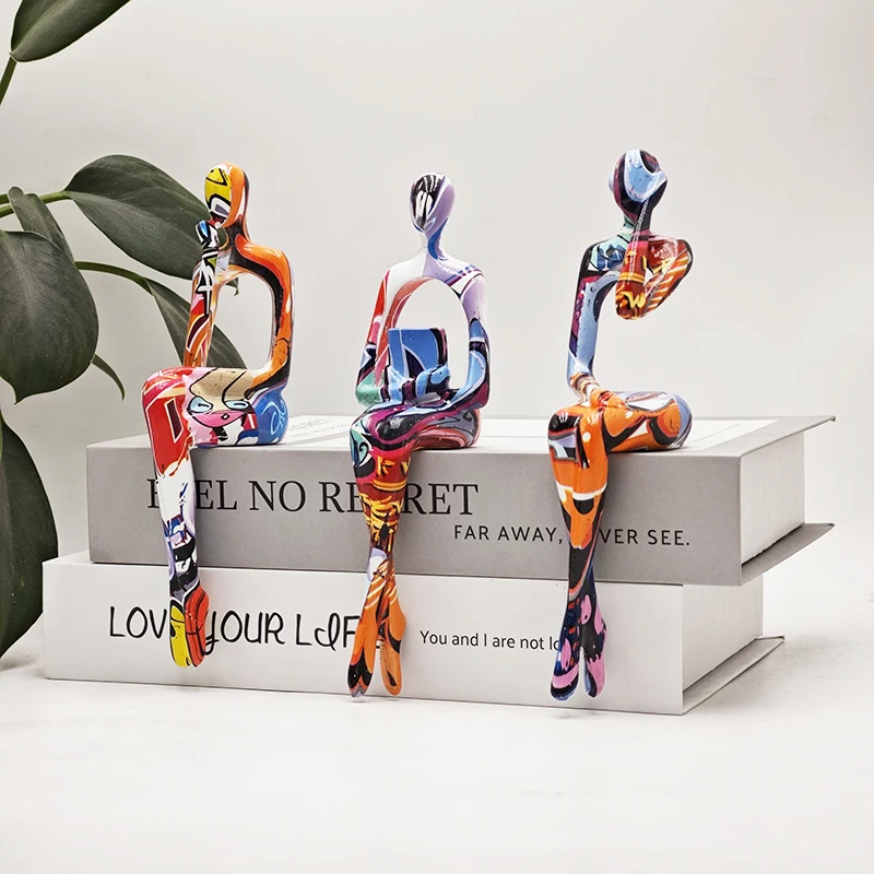 Der Denker Kunststatue Klassischer Rodin-Stil Harz-Skulptur für Hotel Büro Bibliothek Dekoration