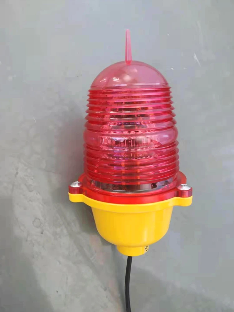 Low light intensity aviation obstruction light high-rise roof tower  crane chimney water tower anti-collision warning