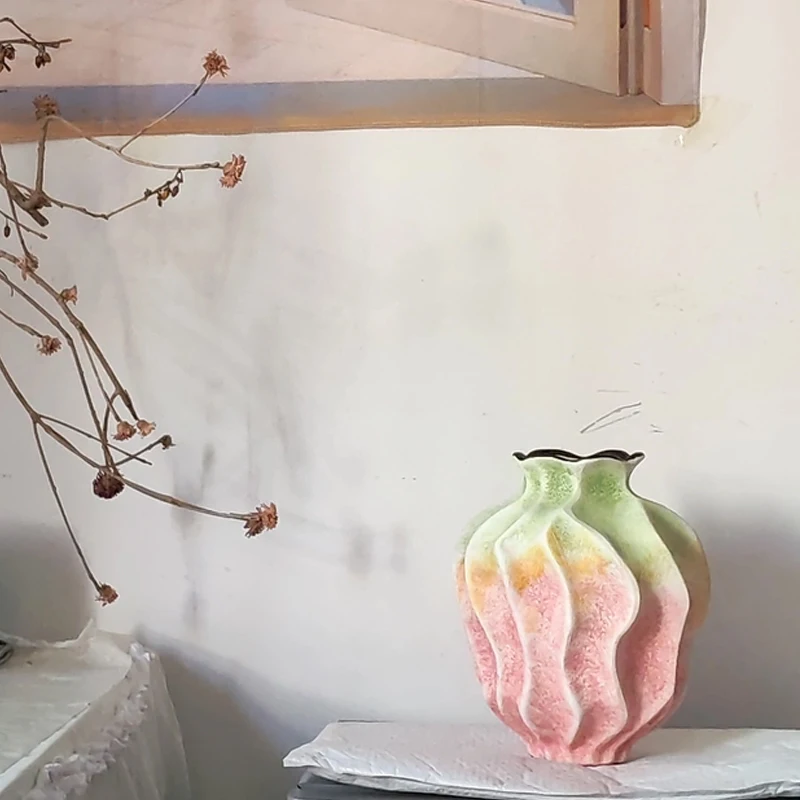 Ceramic Irregular Shaped Gradient Color Vase, Creative Home Living Room, Bedroom, Office Restaurant Decoration, Flower Ware, 1Pc