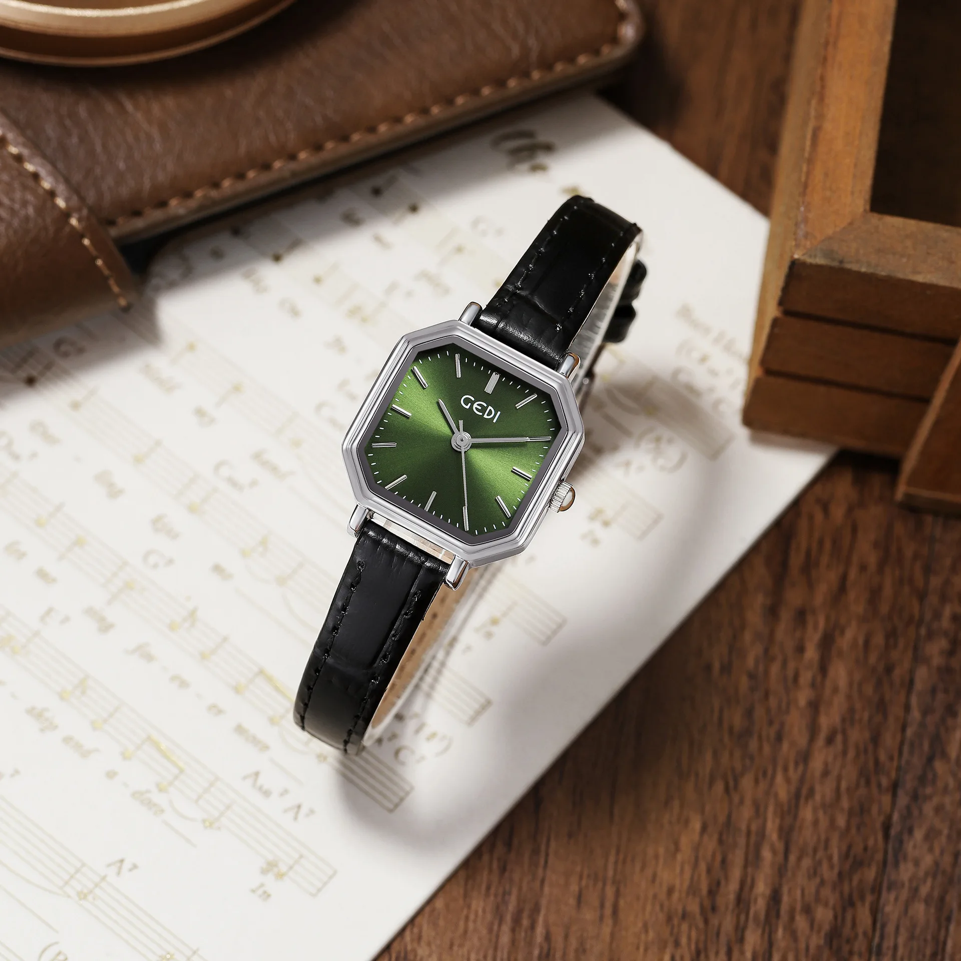 Simple retro polygonal small square dial trendy small dial leather quartz watch, watch accessory, women's gift, women's series