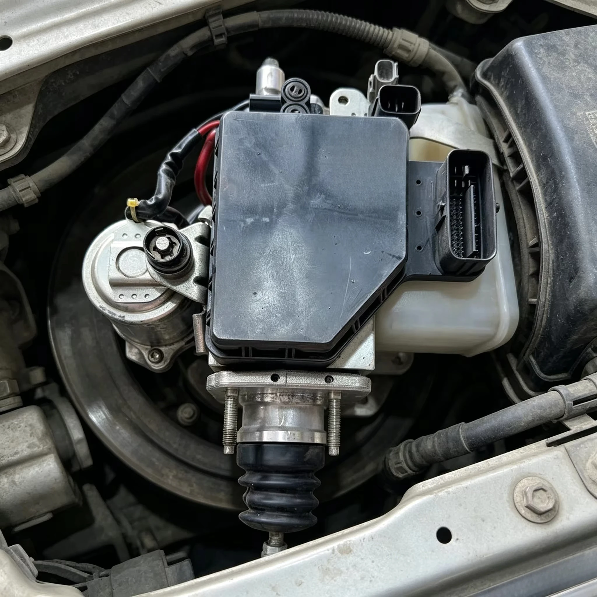 OEM Dismantle ABS Brake Pump Master Cylinder Assembly New 6-Month Warranty for 2008 for Land Cruiser Hybrid Electric Vehicles