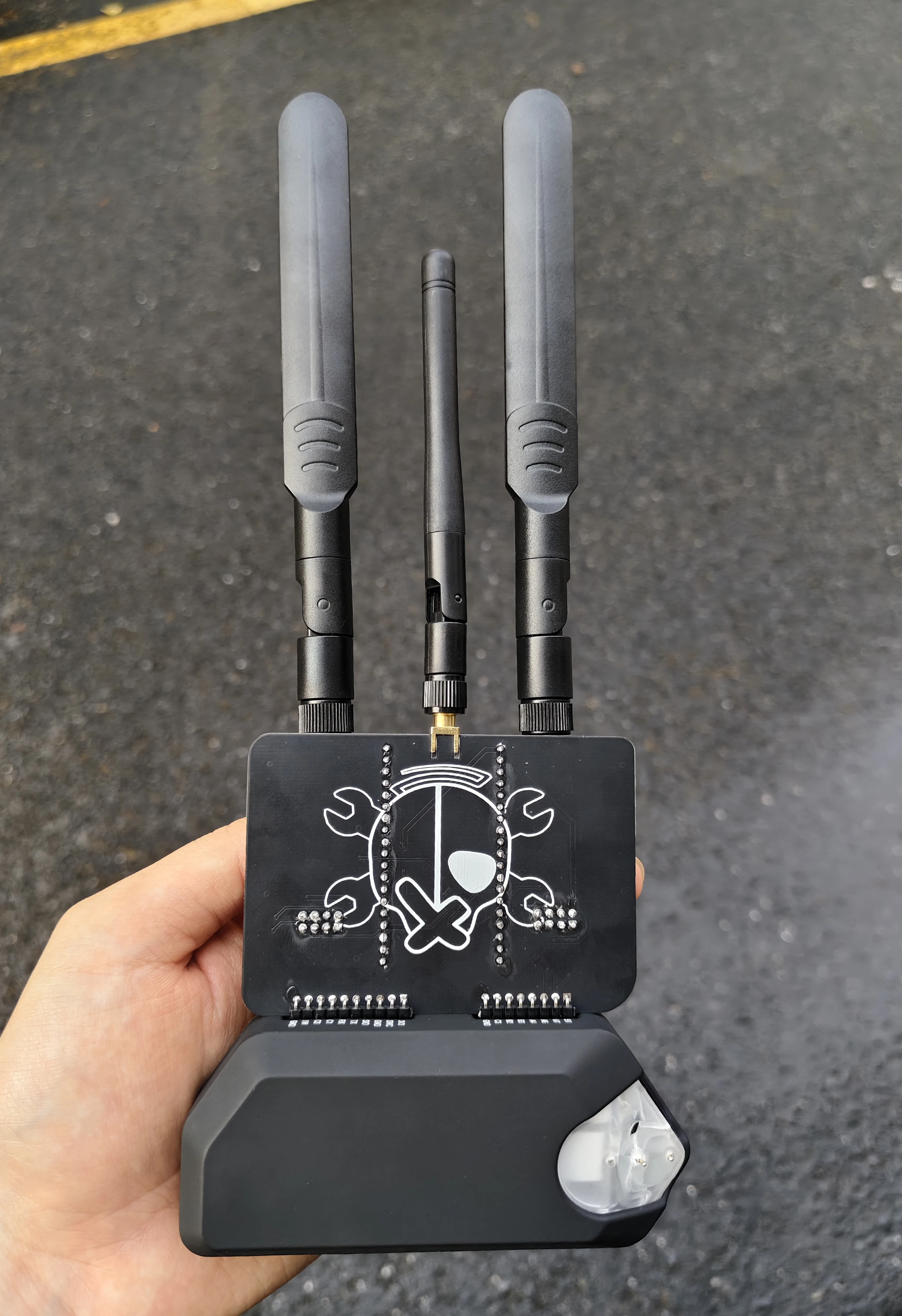 

Новый модуль ESP32 + NRF24L01 PA LNA 2.4GHz для Flipper Zero, улучшенная антенна, поддержка блокировки Bluetooth-сигнала, плата для разработки.