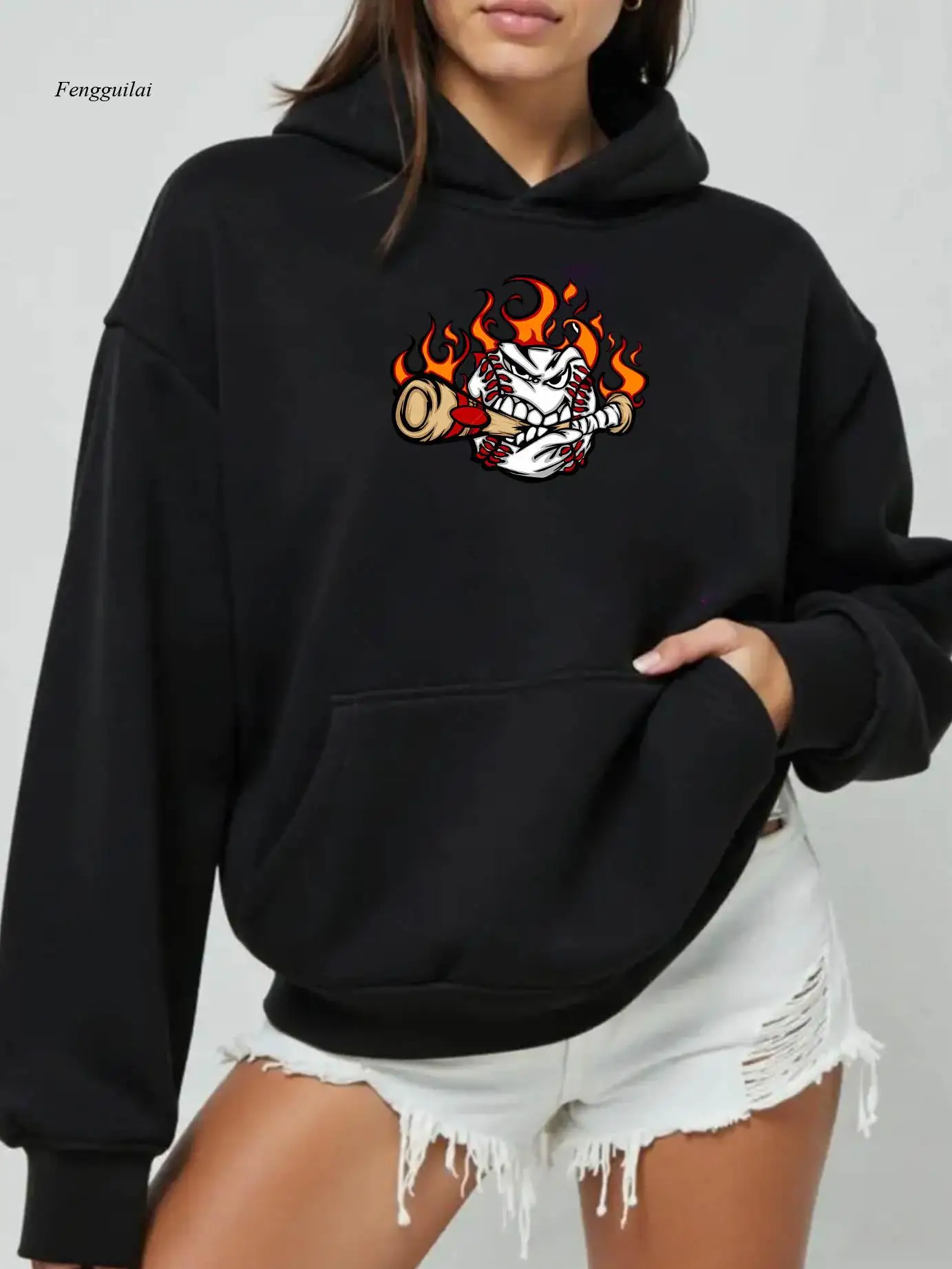 เสื้อฮู้ดลำลองพิมพ์ลายกราฟิกไม้เบสบอลลายเปลวไฟ - เสื้อแขนยาวทรงหลวมสีเทาอ่อน ซักด้วยเครื่องได้