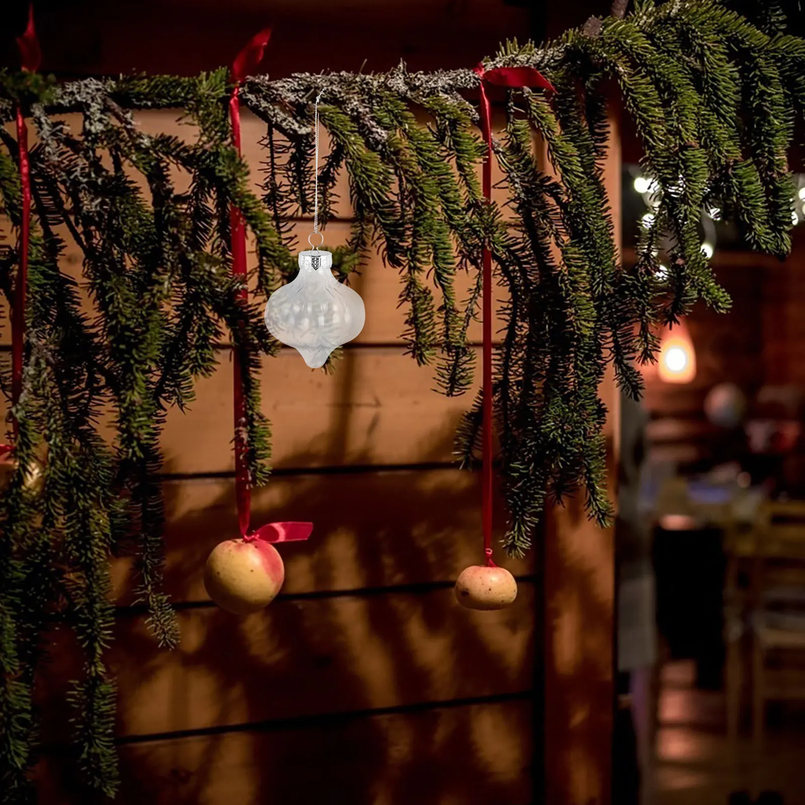 

6Pcs Light Bulb Clear Christmas Ball Ornaments Fillable Plastic Hanging Decor for Festive Trees Wreaths DIY Christmas Ornaments