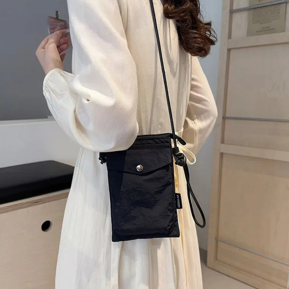 

Leather Straps Nylon Phone Bag Japanese Style Solid Color Square Phone Purse Zipper Lightweight Small Cloth Crossbody Bag