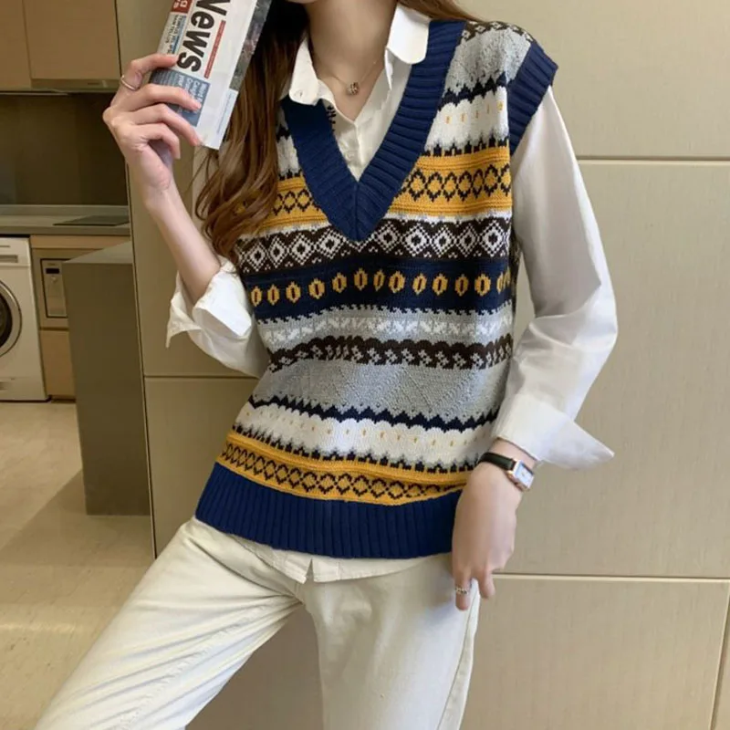 Xpqbb Y2K Aesthetic Vintage Sweater Vest Women 2025 New Loose Knitted Waistcoat Female Printed Sleeveless Pullover Outerwear