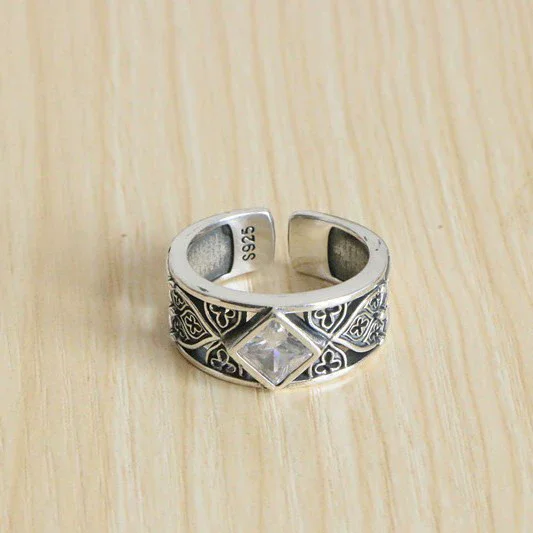 

S925 pure silver Fashionable and personalized block crystal ring Craftsmanship cold style minimalist handmade jewelry