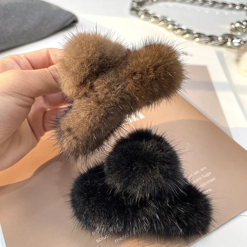 Luxury Real Mink Fur Fashion Hairpin Claw Clips Women Plush Pom Pom Hair Crabs Fur Hair Grips Headwear Hair Accessories Girls