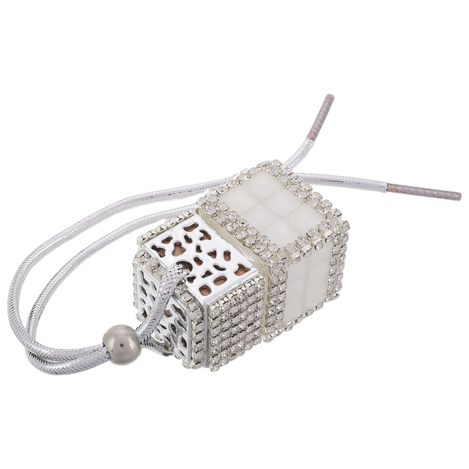 

Car Perfume Empty Bottle Rhinestone Design Aromatherapy Diffuser Glass Oil Bottle Car Air Freshener Rearview Mirror Hanging