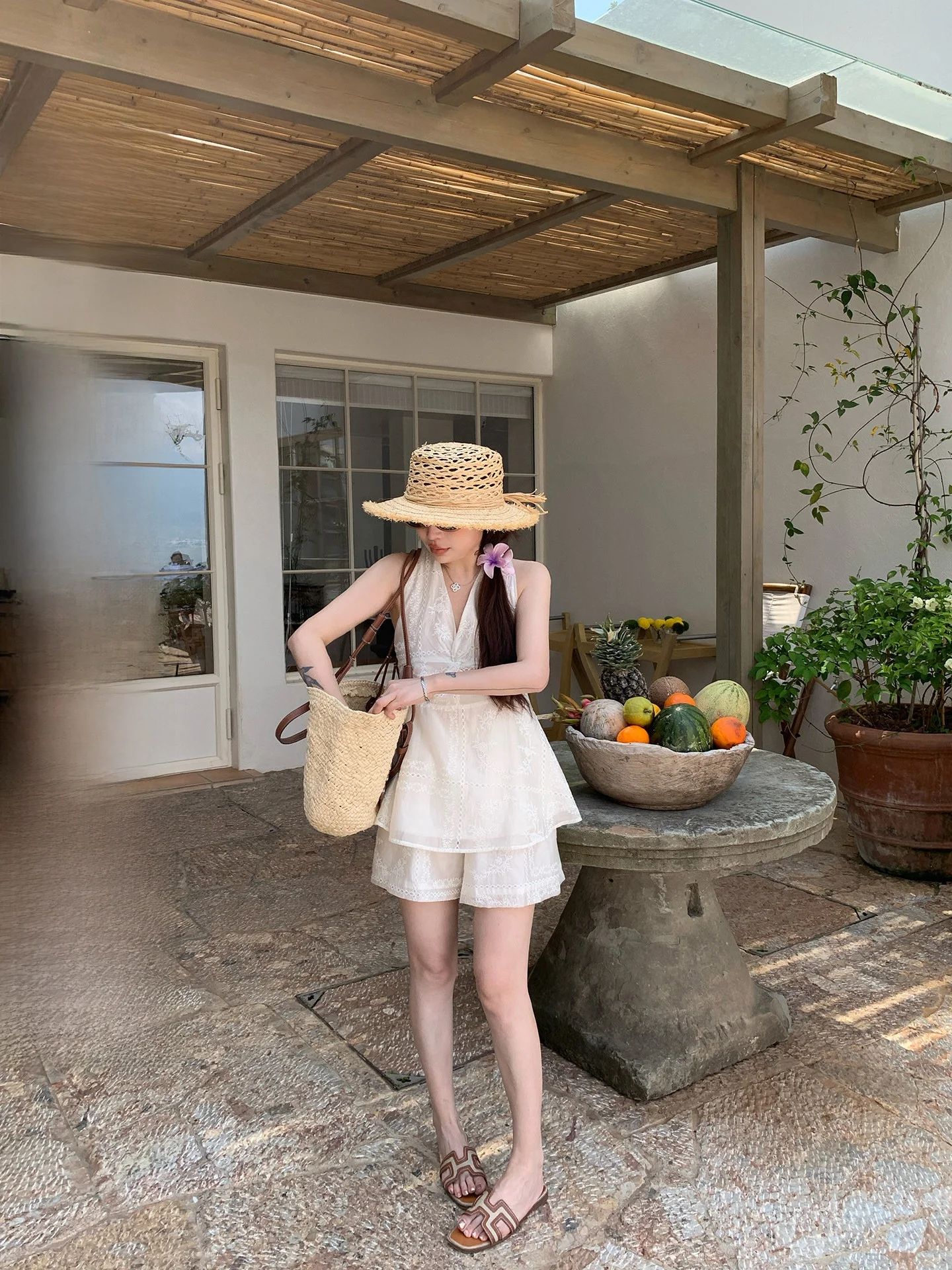 

Летний комплект Evnsle: топ из лиоцелла с вышивкой и шорты. Модная повседневная одежда для женщин, удобная и дышащая.