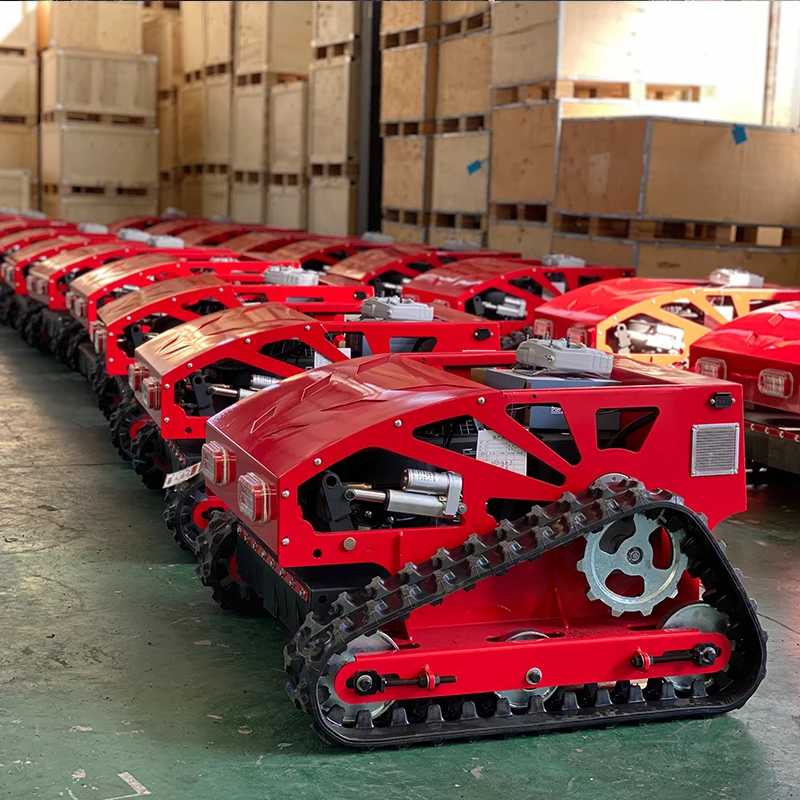 

Индивидуально настраиваемая газонокосилка с дистанционным управлением для очистки от сорняков, кустарников и растений на горных склонах, а также новые модели.