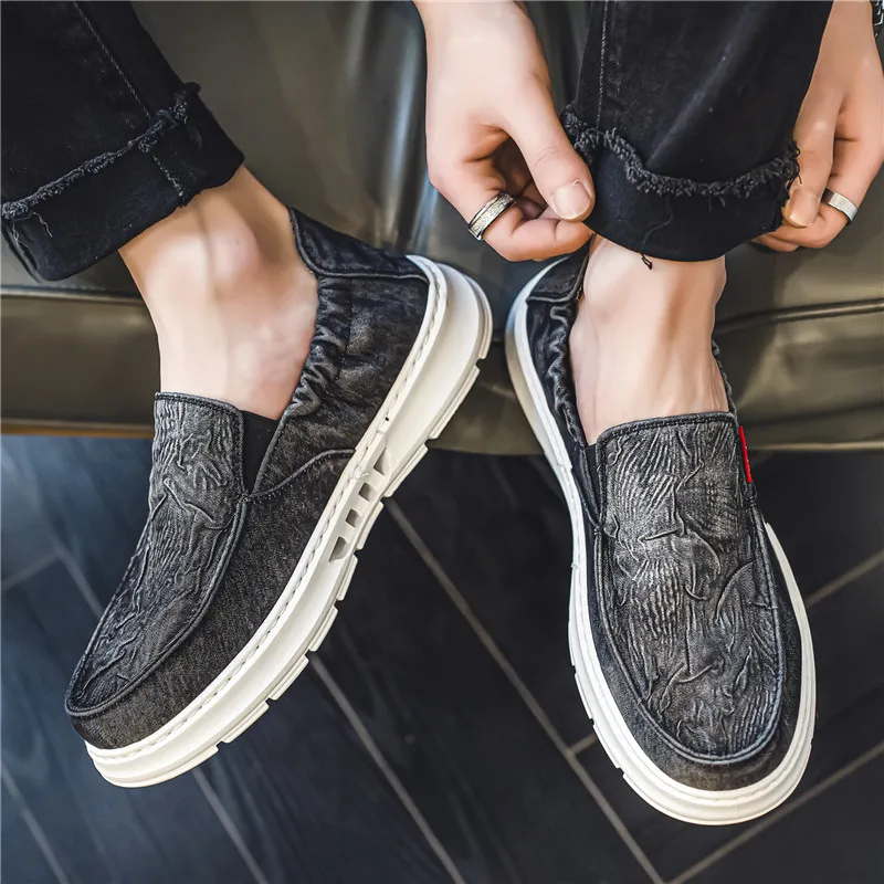 Summer Slip on Loafers Men Casual Shoes Lightweight  Denim Lazy Shoes Comfortable Outdoor Walking Sneakers Men Zapatillas Hombre