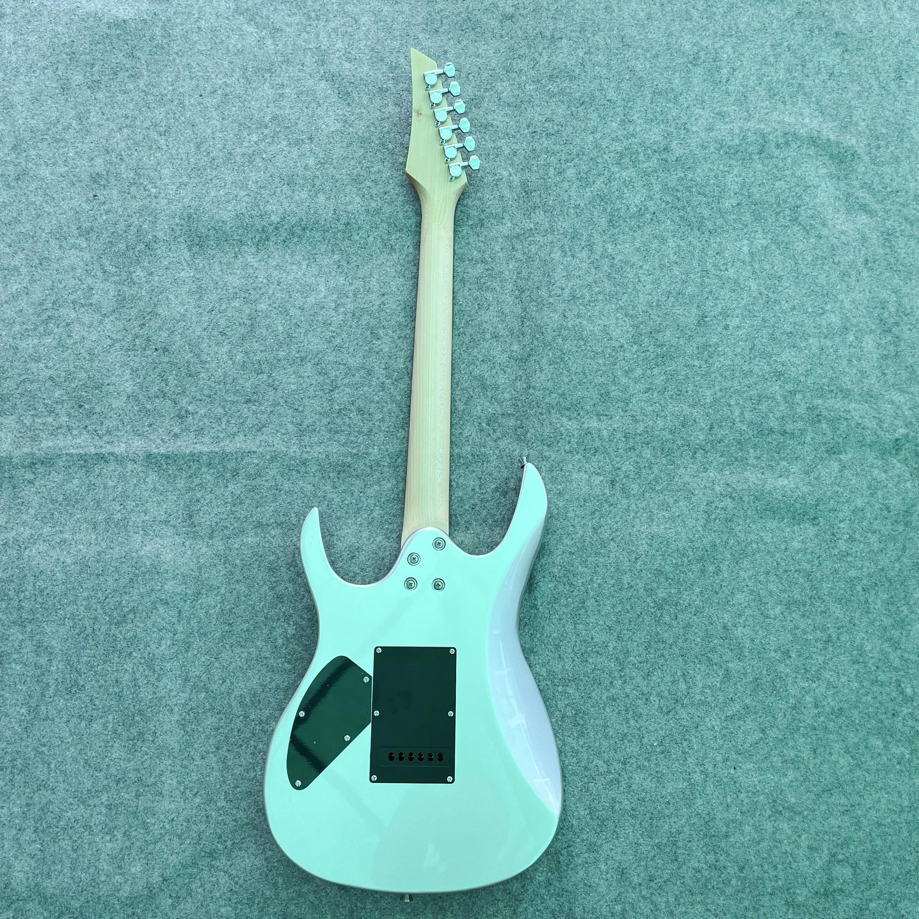 Thumbnail 2 - #38 Latest Acoustic Guitars Offers