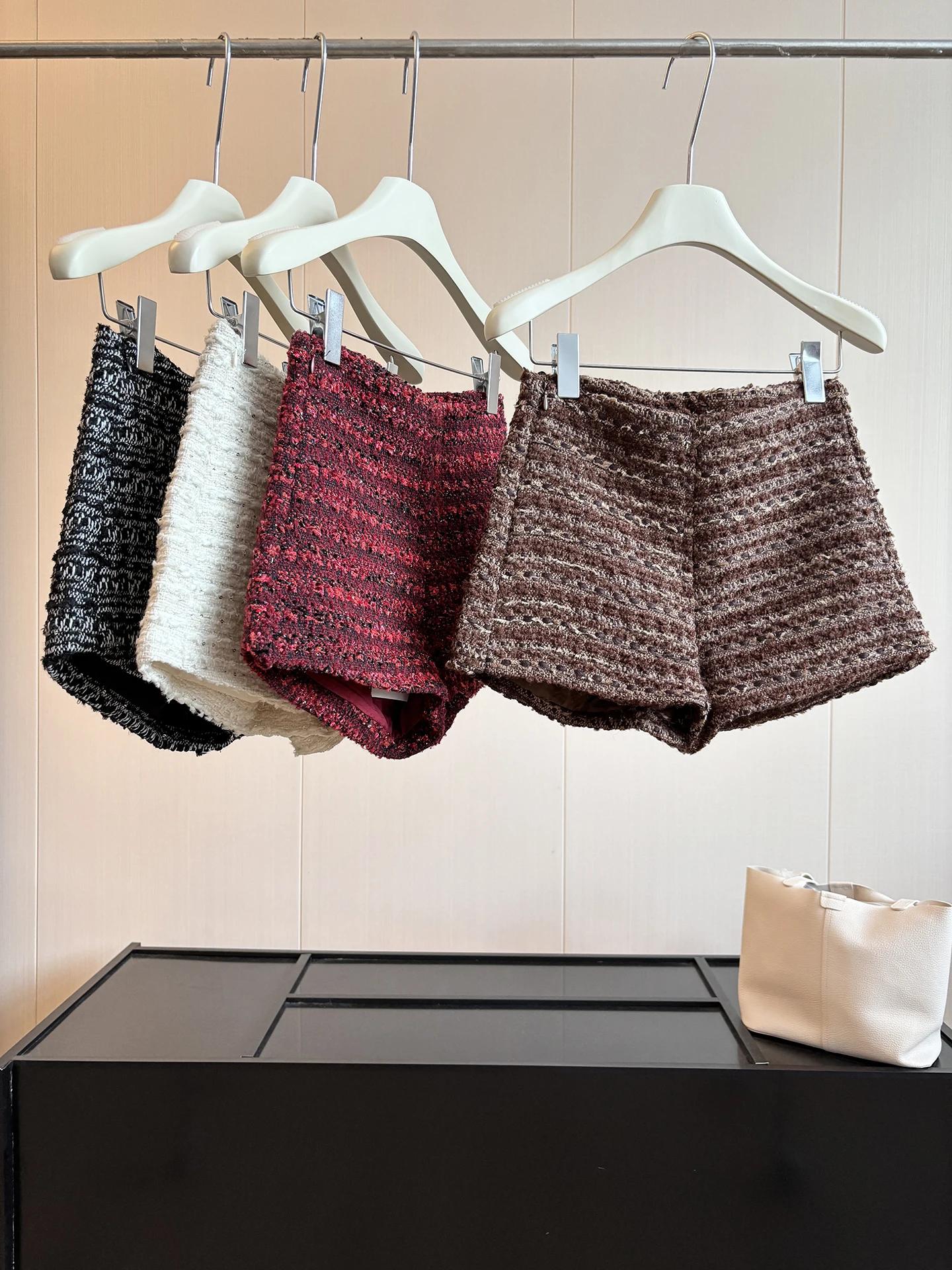 DIYI High Waist Casual Tweed Shiny Thread Shorts Autumn Winter Slimming Boot Pants Women's Fashion Commute Wide Leg Pants
