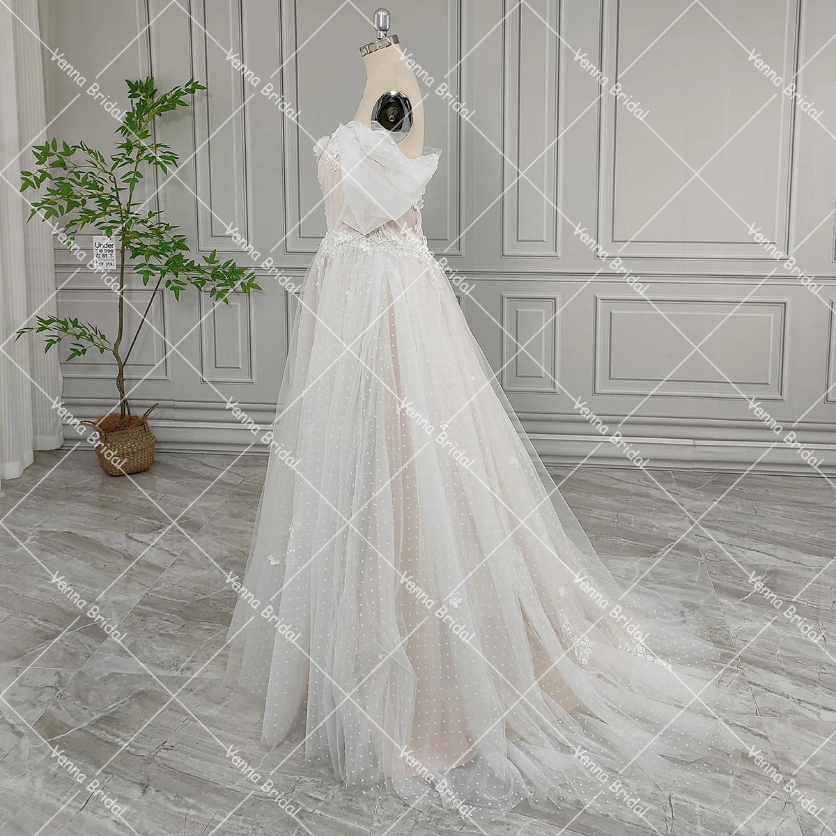 Romantic Floral Laces Wedding Dress Lace Up Closure Sweetheart A Line High Split Customized Princess 3D Embroidered Bridal Gown