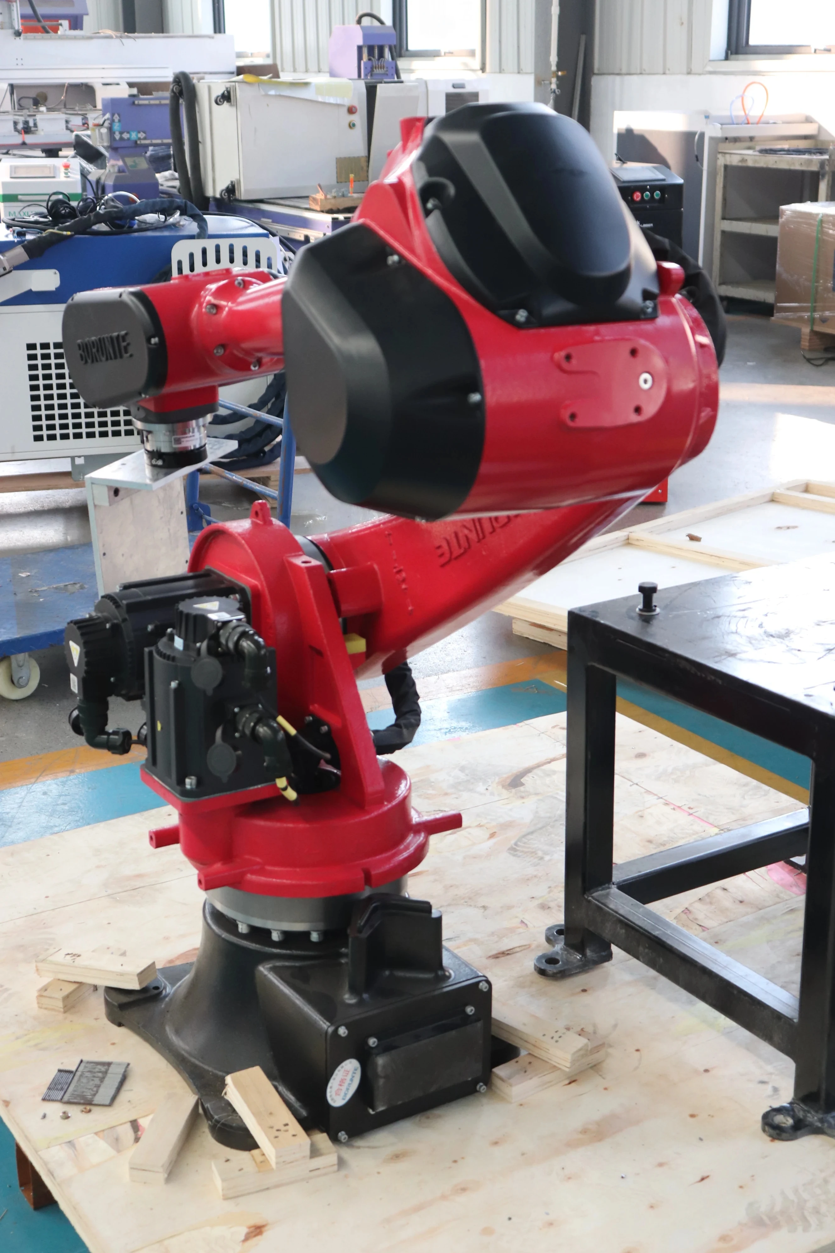 

6 Axis Automatic Welding Robotic Arm Fast and Accurate With Wrist Rated Payload 10kg Welding Robot