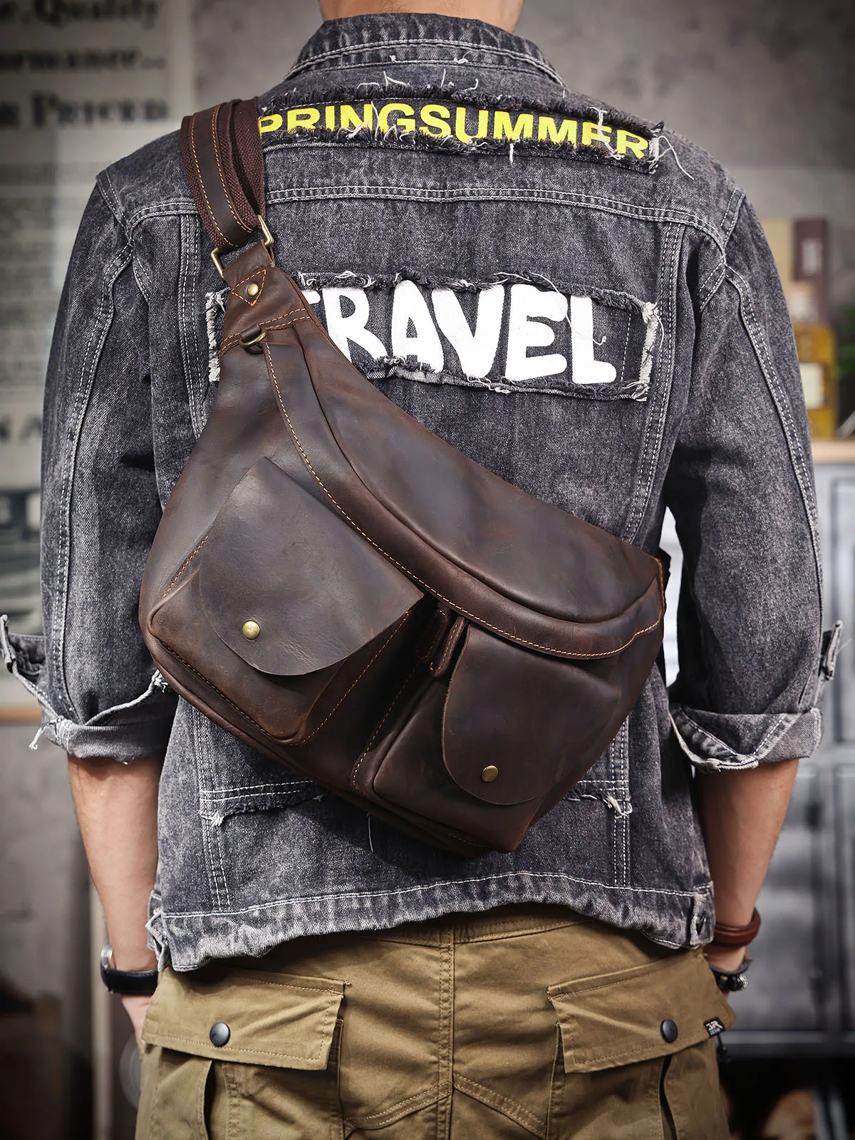 outdoor travel luxury first layer cowhide men's chest bag vintage genuine leather large-capacity motorcycle crossbody bag