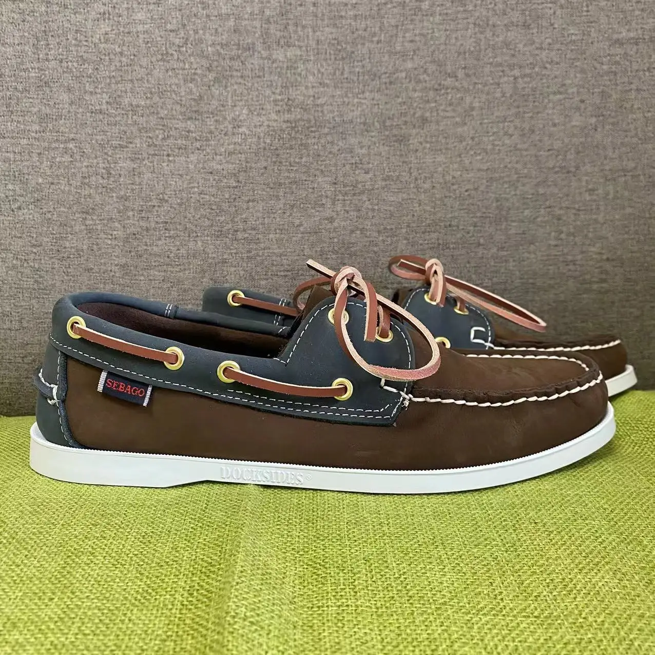 

Men Authentic Sebago Docksides Shoes - Premium Genuine Leather Moc Toe Lace Up Boat Shoes 227A