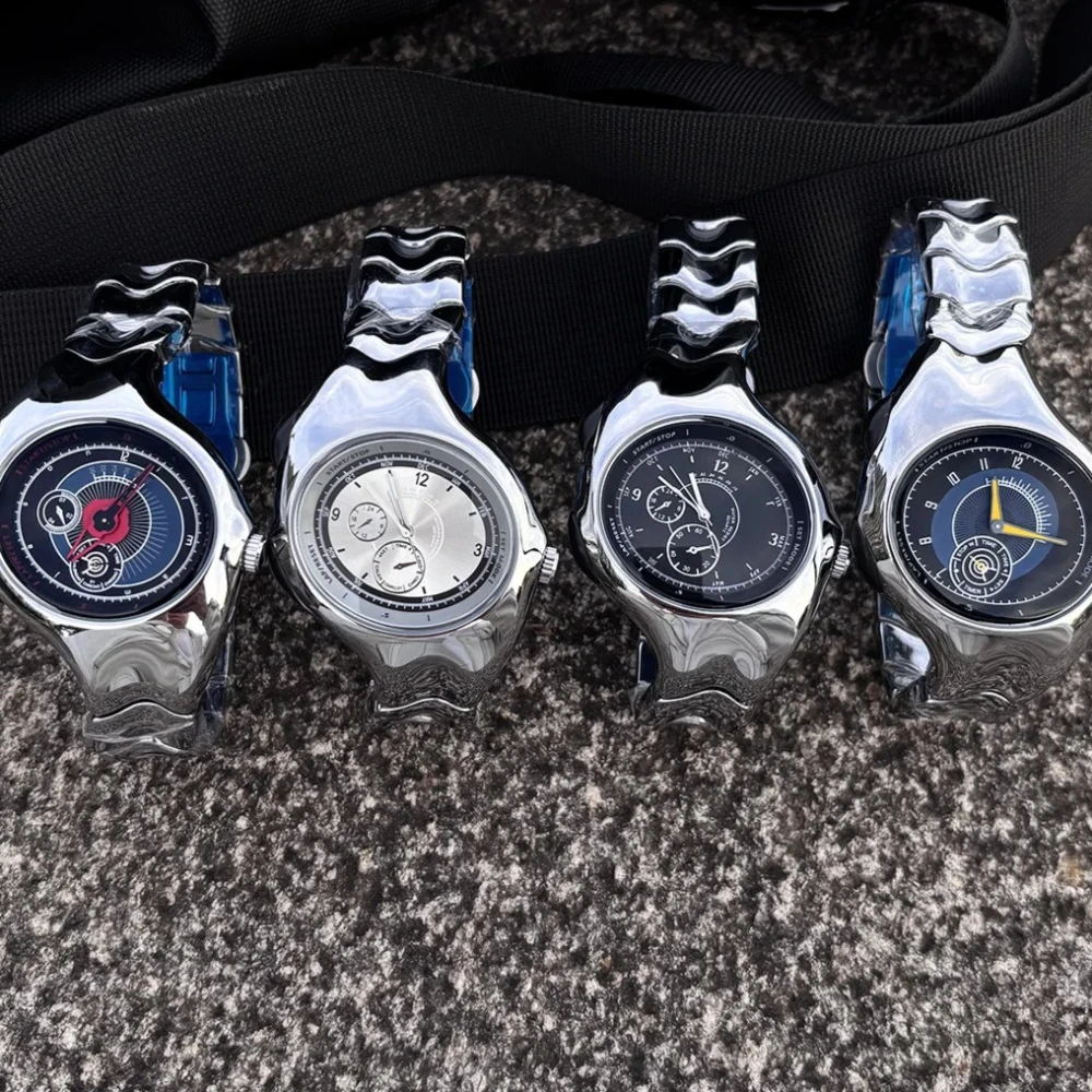 

Twisted Case Oval Quartz Watch Mens Hot sell Alien Unique Y2k Silver Dial Ellipse Special Creative Design Steel Men Watch Clock