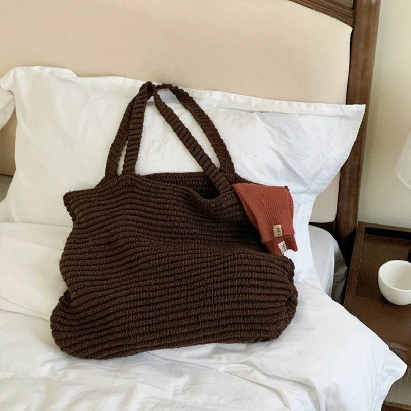 Retro Gestrickte Handtasche für Frauen Herbst Winter Neue Koreanische Ausgabe Einfarbig Gestrickte Tasche Große Kapazität Reise Handheld Tasche