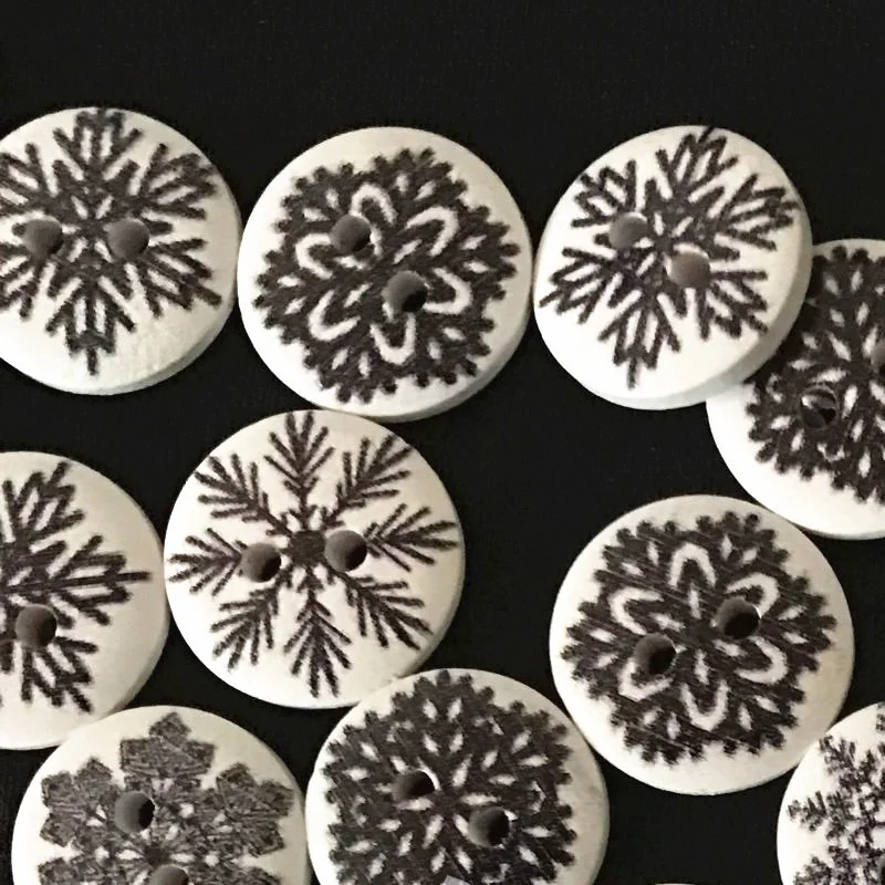 500PC Snowflake Round Wood Buttons Sewing Scrapbooking Gift Handwork Home Clothing Decor 15mm Crafts Accessories Sewing Buttons