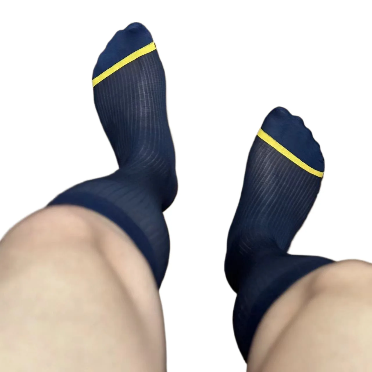 

Мужские сексуальные ультратонкие прозрачные деловые носки для мужчин, рабочие деловые носки, желтые полосатые прозрачные носки до середины икры