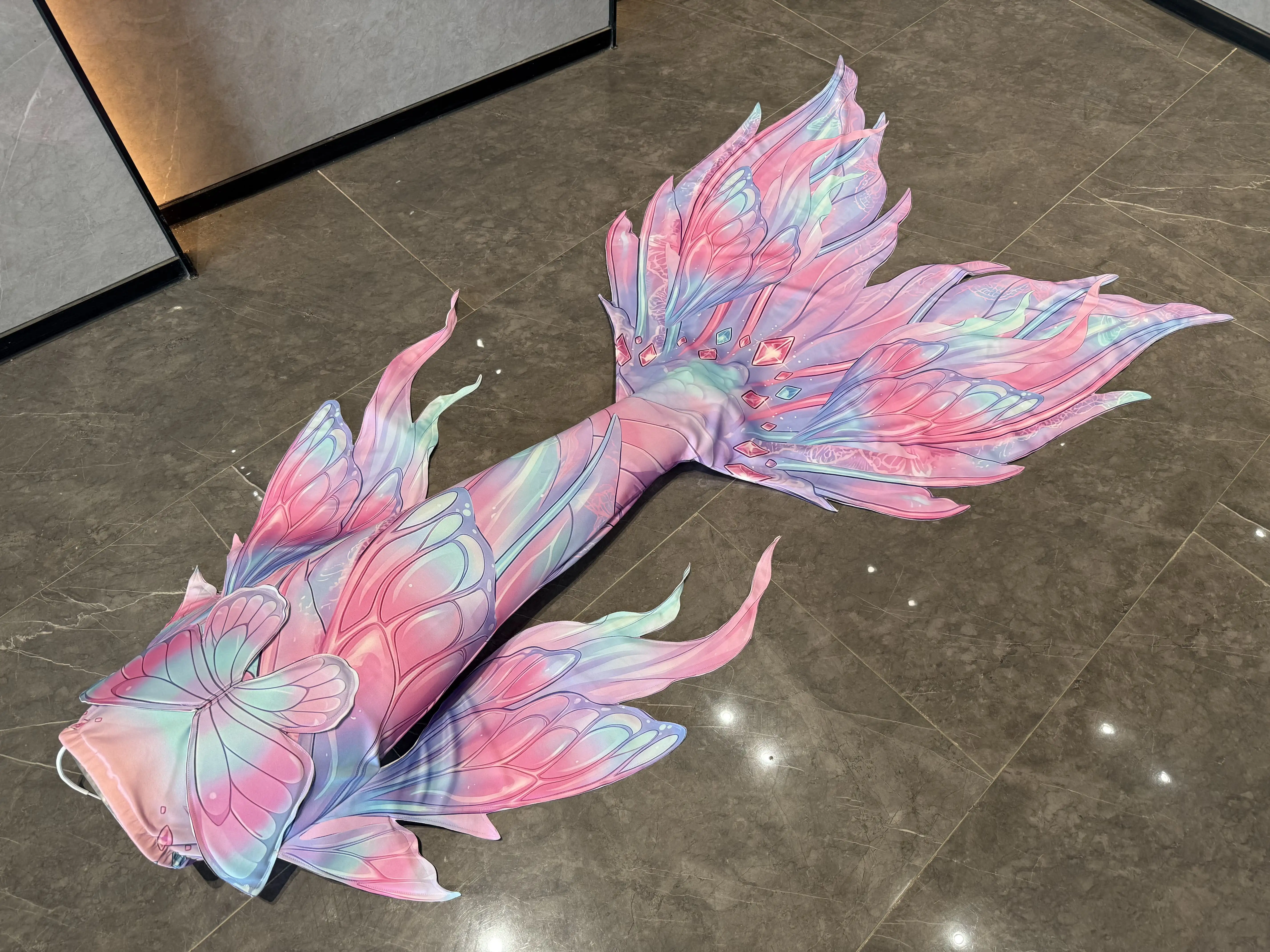 

Heyue Mermaid Tail Prop Adult Underwater Performance Set Aquarium Mermaid COS Diving Beach Swimsuit Tailored Beauty Tail