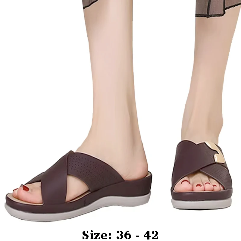 

High quality striped flat sandals for women 3.5cm low heel hollow out summer 2025 36 42 open toe casual beach shoe black brown