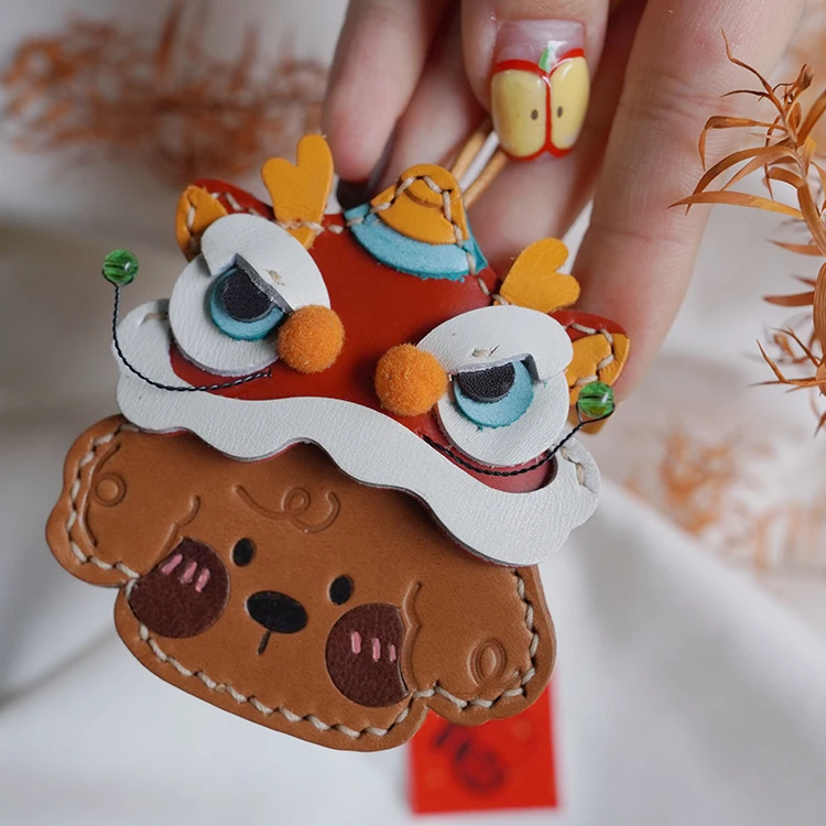 

Cute Dog Hat Bag Charm New Year Gift Handmade Genuine Leather Keychain Vintage Exquisite Souvenir