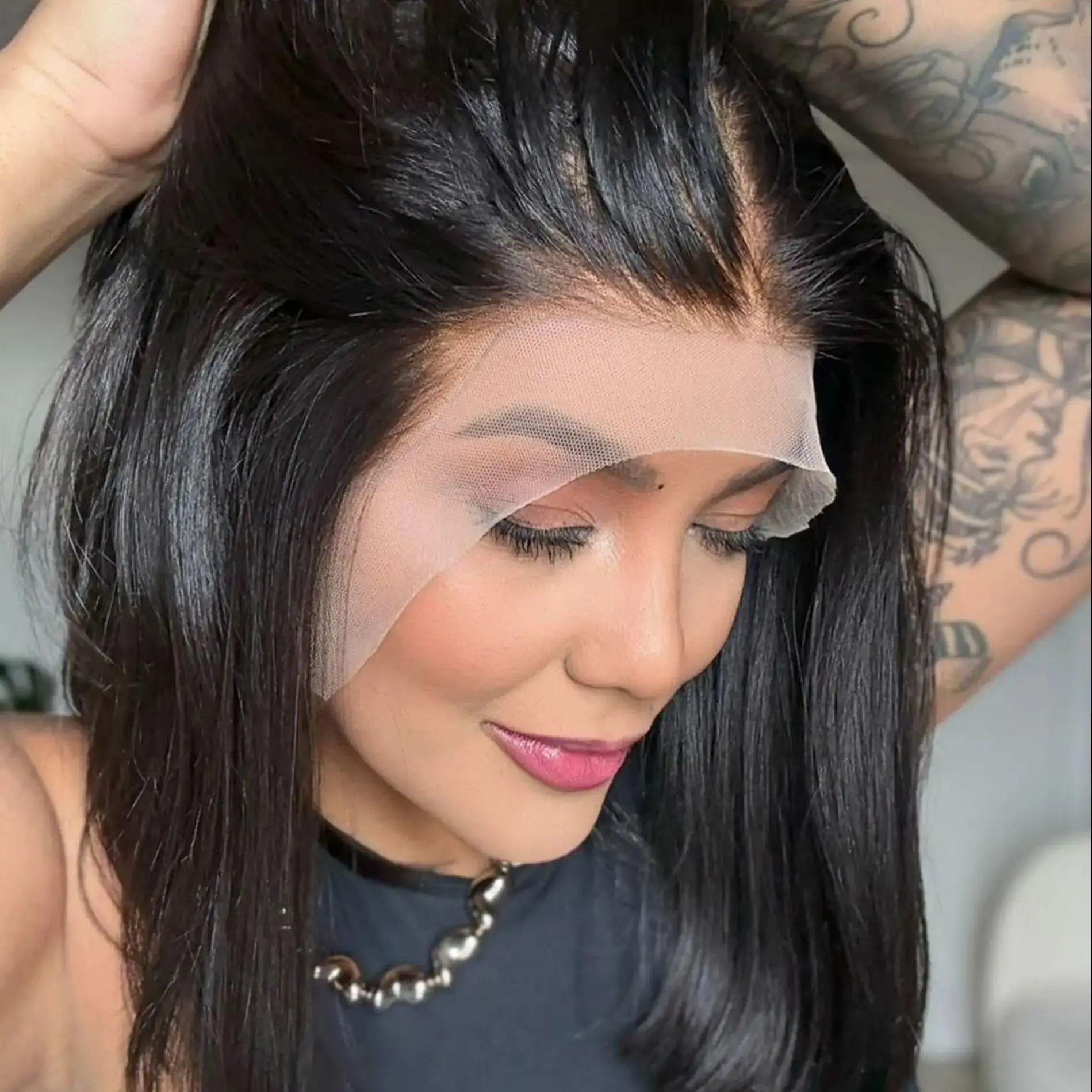 

Лидер продаж Боб Короткие натуральные прямые синтетические кружевные фронтальные парики Черные бесклеевые парики со средним пробором Оригинальные заводские дешевые парики